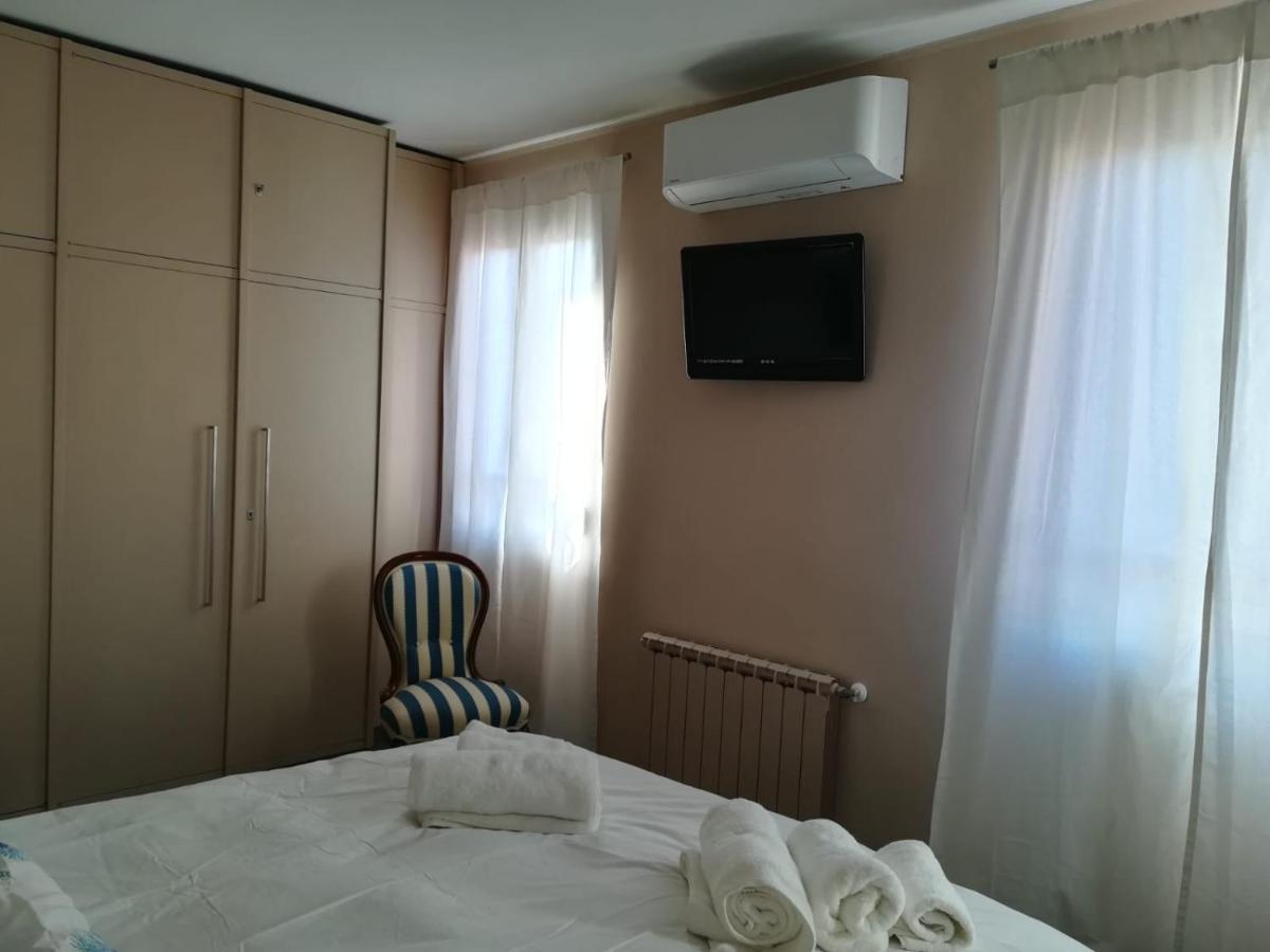 Cavour17 Appartement San Remo Buitenkant foto