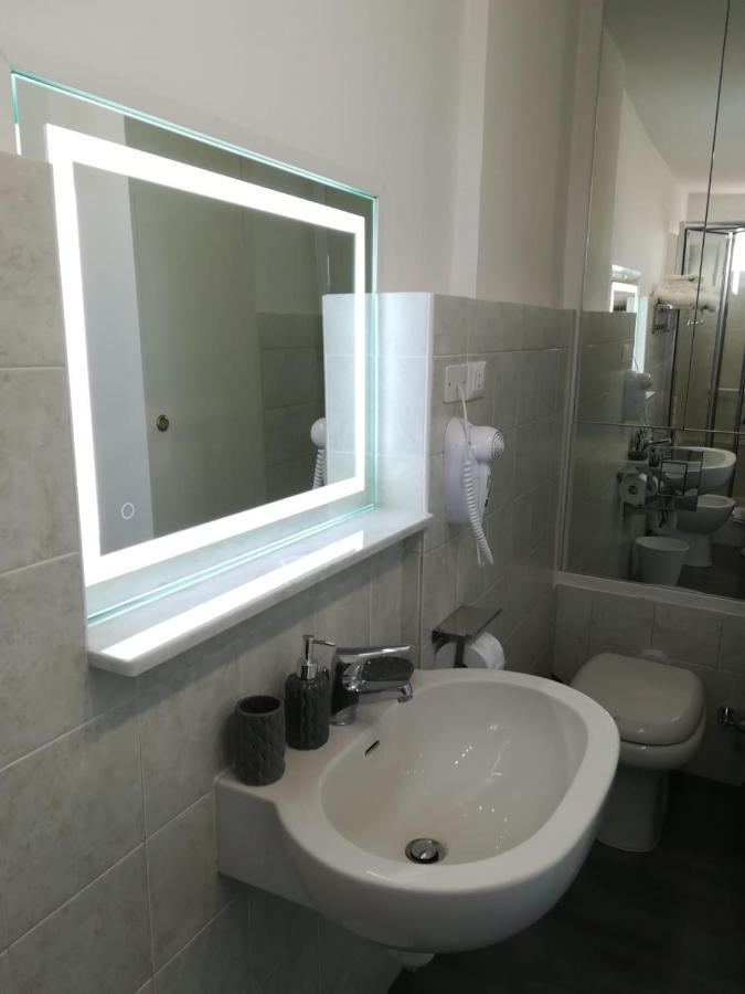 Cavour17 Appartement San Remo Buitenkant foto